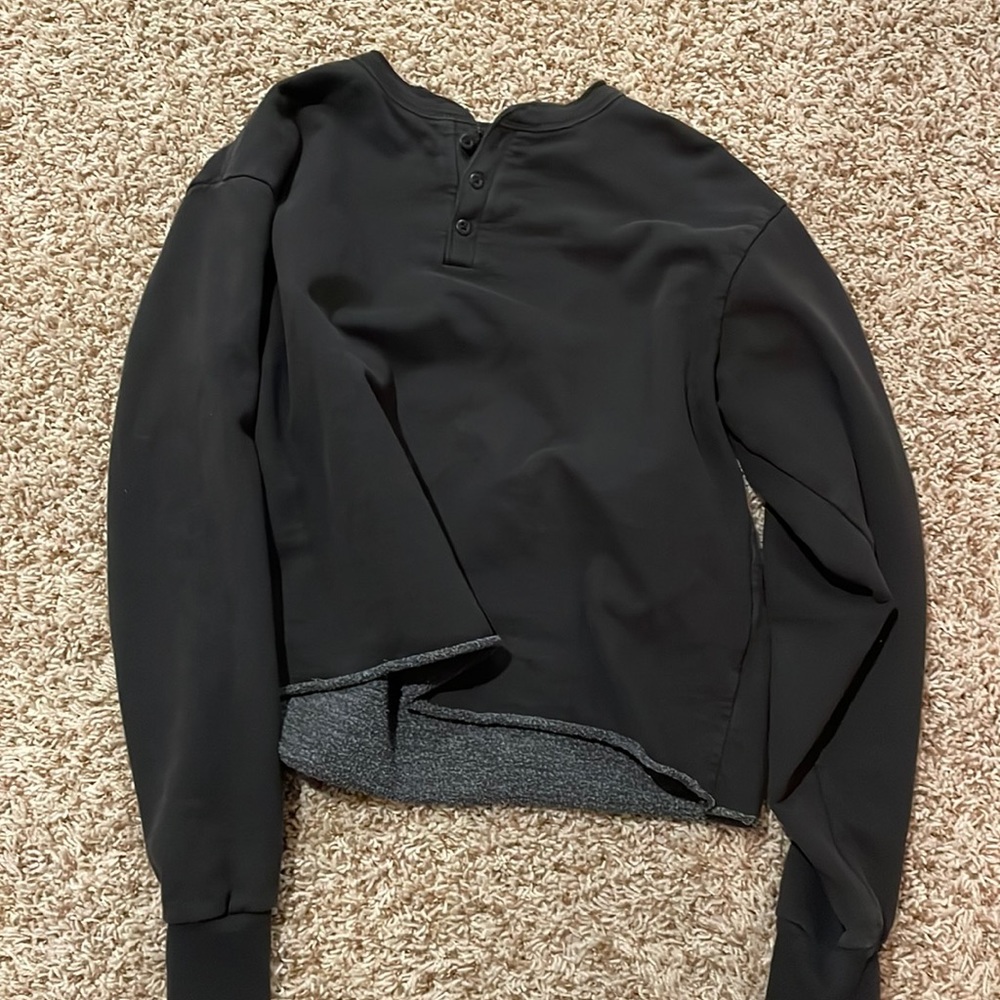 Urban cropped sweater